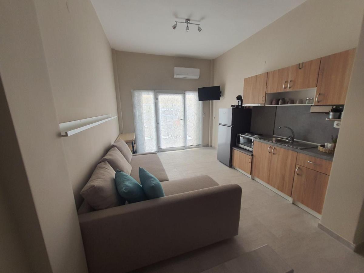 New Apartment ,50M From The Sea At Nea Irakleia. Экстерьер фото